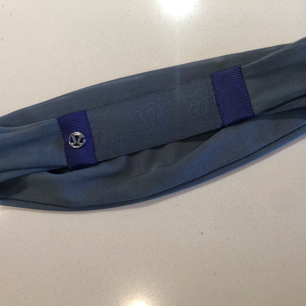 Lululemon | Fringe Fighter Headband in Grey